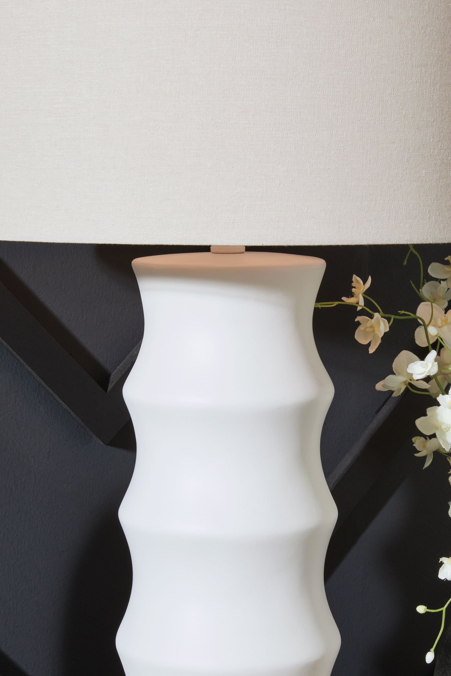 Veraleigh - Poly Lamp