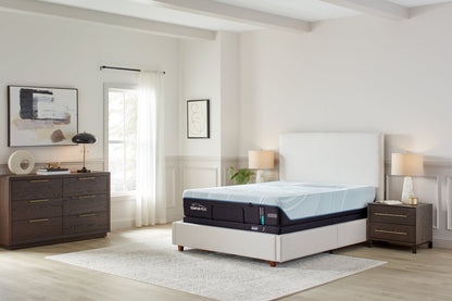 Tempur-Pedic ProAdapt Medium Hybrid Mattress