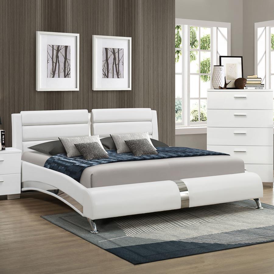 Jeremaine - Upholstered Sleigh Bed